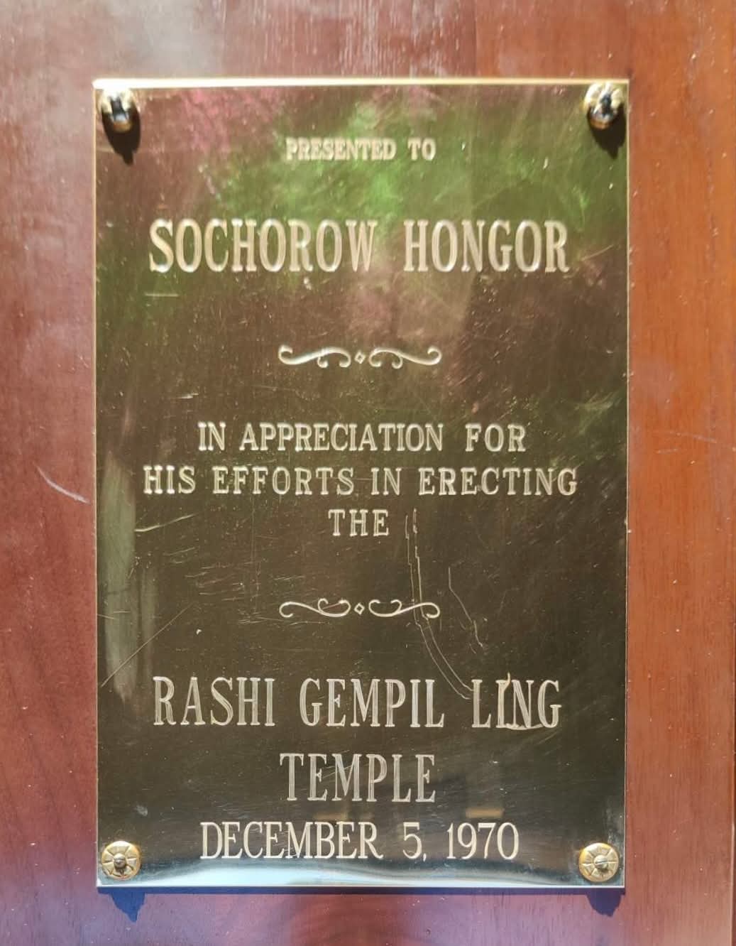 Plaque Presented to Hongor Sochorow